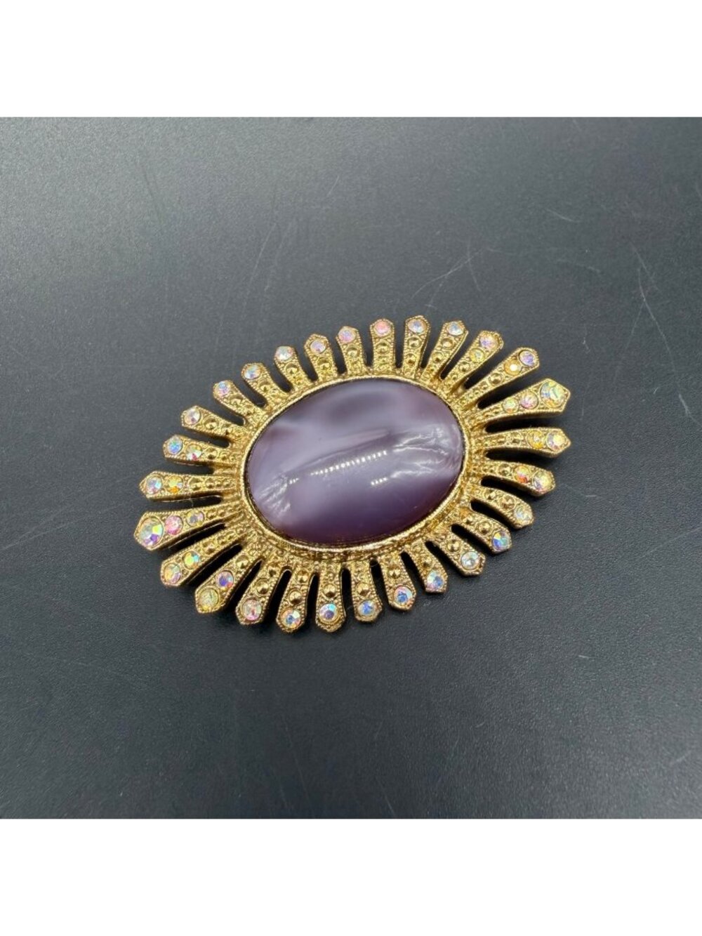 Vintage Purple Cabochon Brooch Pin 1928 Gold Tone Aurora Borealis Oval Starburst